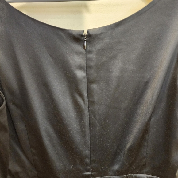 Talbots Elegant Black Sleeveless Satin Formal Dress Size 14 - Picture 5 of 12